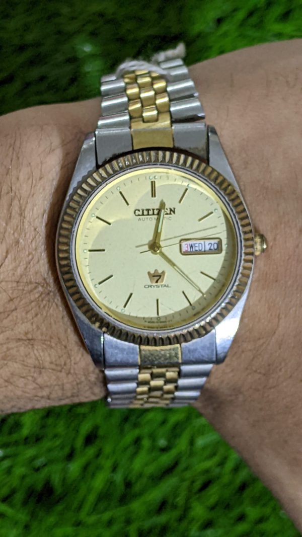 Citizen crystal 7 Fully functional. Case diameter 36mm excluding crown. Bracelet length 24cm.