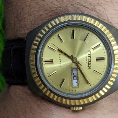 Citizen automatic golden watch 21 jewels Japan made For Men