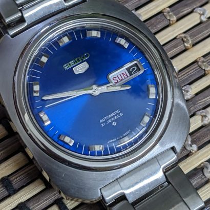 Beautiful vintage Seiko5 Japan made 6119 caliber Automatic 21-jewel watch for Men JDM