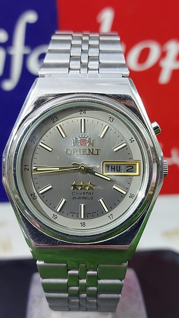 ORIENT 3 STAR CRYSTAL 21 JEWELS AUTOMATIC water resistant Japan made Mens Watch