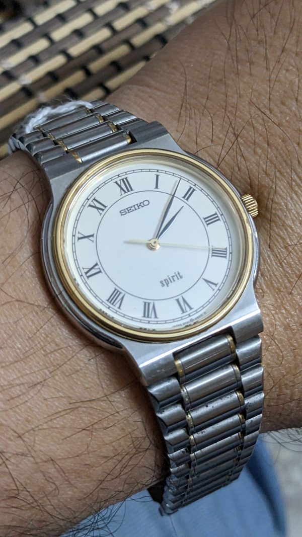 Vintage Seiko Spirit Japan made Roman digit dial Unisex watch