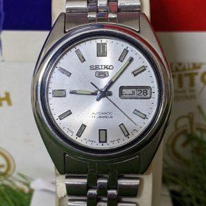 Seiko 5 7009 Japan made watch for men's