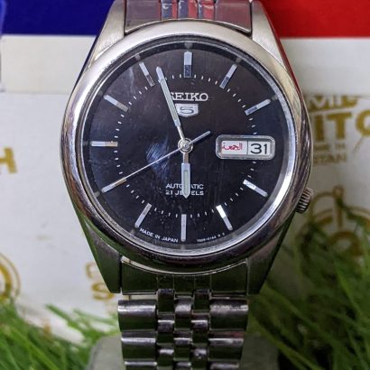 Beautiful Seiko 5 sports automatic 21 jewels 7S26 A4 Japan made watch for Men's