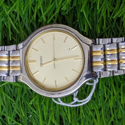 Men's SEIKO Two Tone Stainless Bracelet Watch 33mm Round V701-2B70 Fits 7 1/4"
