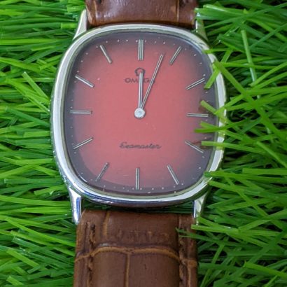 Omega Seamaster Quartz Red Dial unisex watch quartz