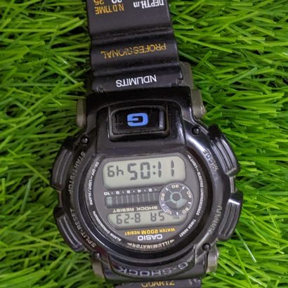 Casio DW-9052 G-Shock Men's Black Silicone Digital Dial Genuine Wrist Watch Aa18