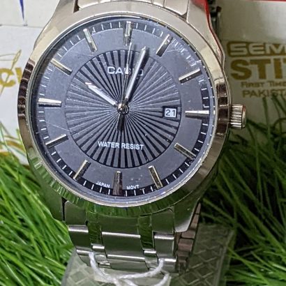 Casio black dial quartz Japan made wrist watch for men 5429 EF-1403