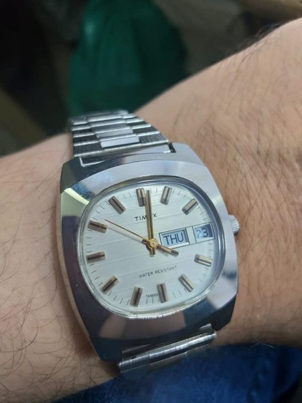TIMEX TAIWAN PRE-OWNED WATCH