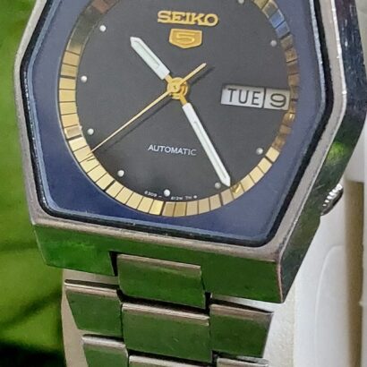 Vintage Seiko 5 6309 purple dial Japan made Automatic watch for Men – 1980s