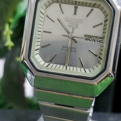 Vintage Seiko  6309 Silver dial Japan made Automatic watch for Men -