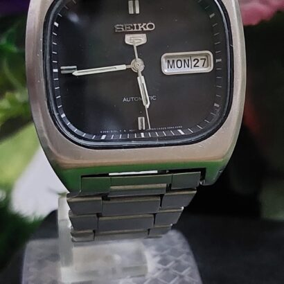 Vintage Seiko 5 6309 Black Dial TV style Japan made Automatic watch for Men