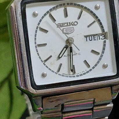 Vintage Seiko 5 6309 Rectangular TV white dial Japan made Automatic watch for Men -
