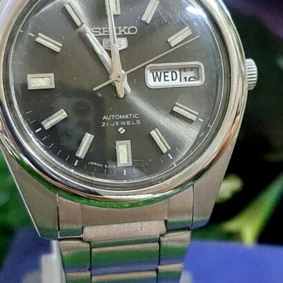 Beautiful and Vintage Seiko 5 - 6319 Grey colour Dial Japan made Automatic watch for Men -