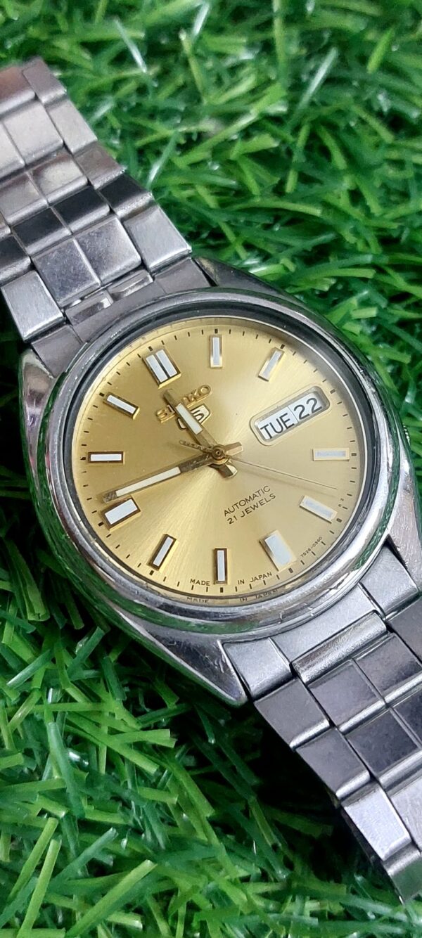 Beautiful and Vintage Seiko 5 - 7s26 Golden colour Dial Japan made Automatic watch for Men -