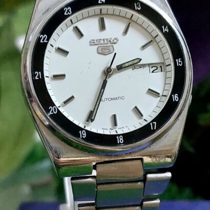 Beautiful and Vintage Seiko 5 - 7s26 white colour Dial Railway Japan made Automatic watch for Men -