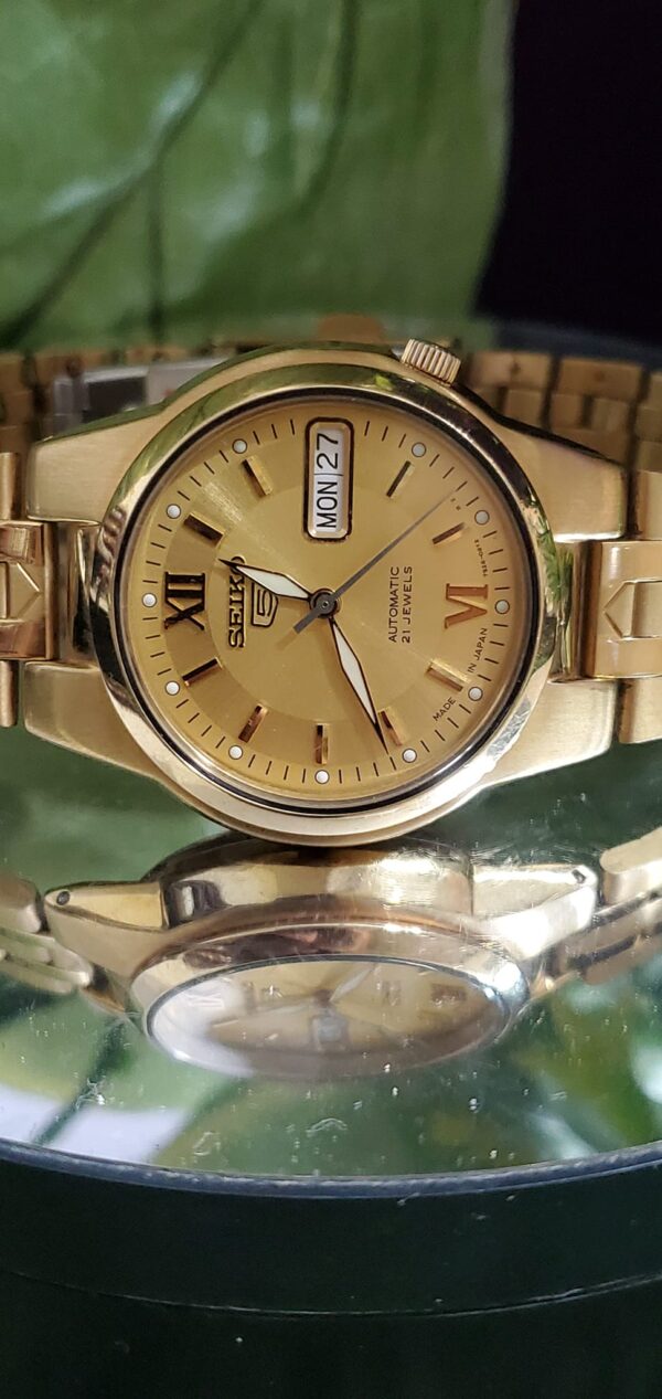 Beautiful Seiko5 7s26 Automatic 21-jewel Golden Dial japan made watch