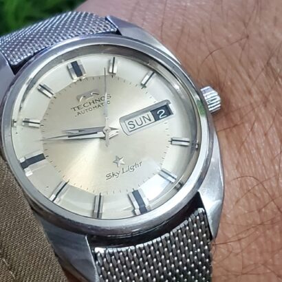 Vintage Technos Sky Light Switzerland ðŸ‡¨ðŸ‡­ made Automatic 25 jewels watch for Men's