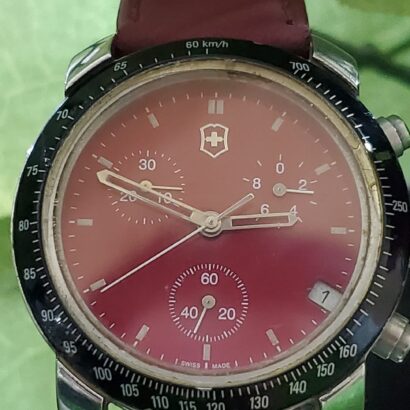 Beautiful Victorinox Chronograph Quartz movement ðŸ‡¨ðŸ‡­ Switzerland made watch for Male