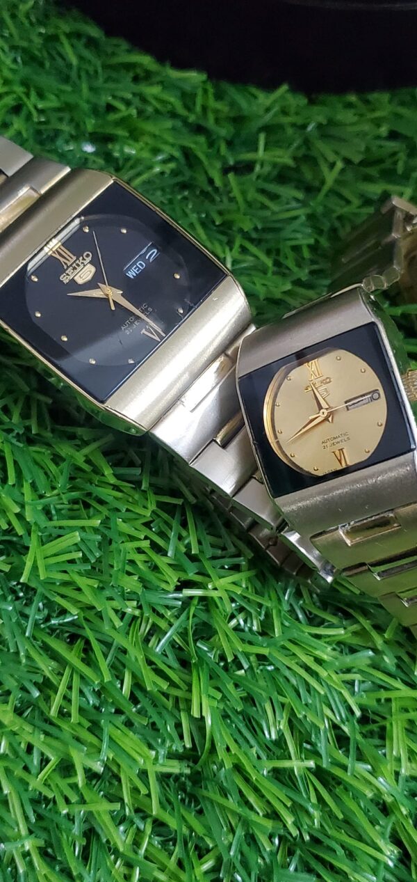 Beautiful and Vintage Seiko5 Automatic japan made watches for couple
