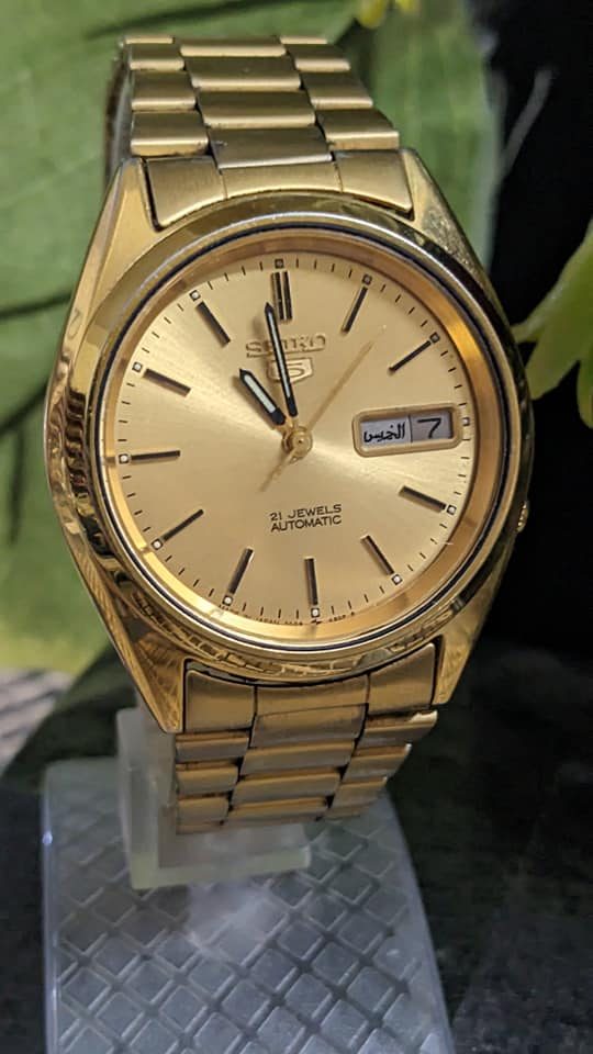 Beautiful vintage Seiko5 Japan made 7009 caliber Automatic 21-jewel watch for Men