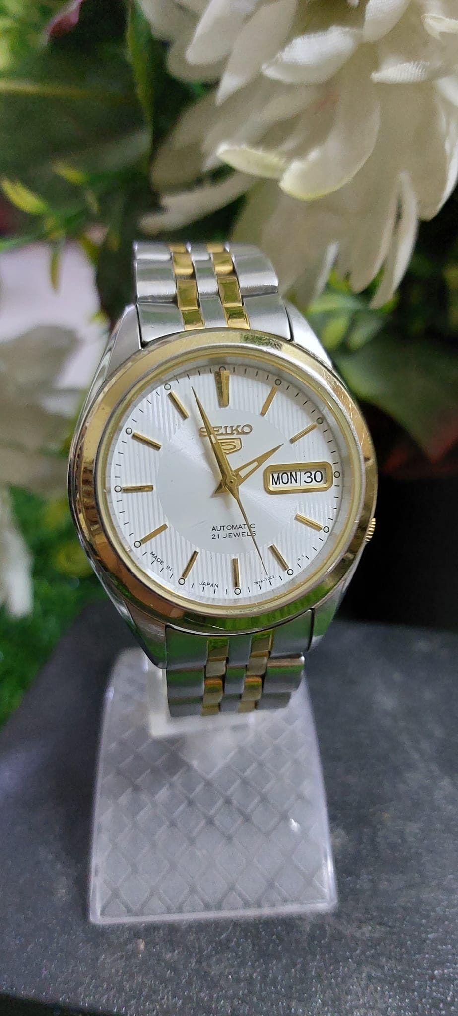 Vintage Seiko  7s26 White dial Two Tone Japan made Automatic watch for Men -