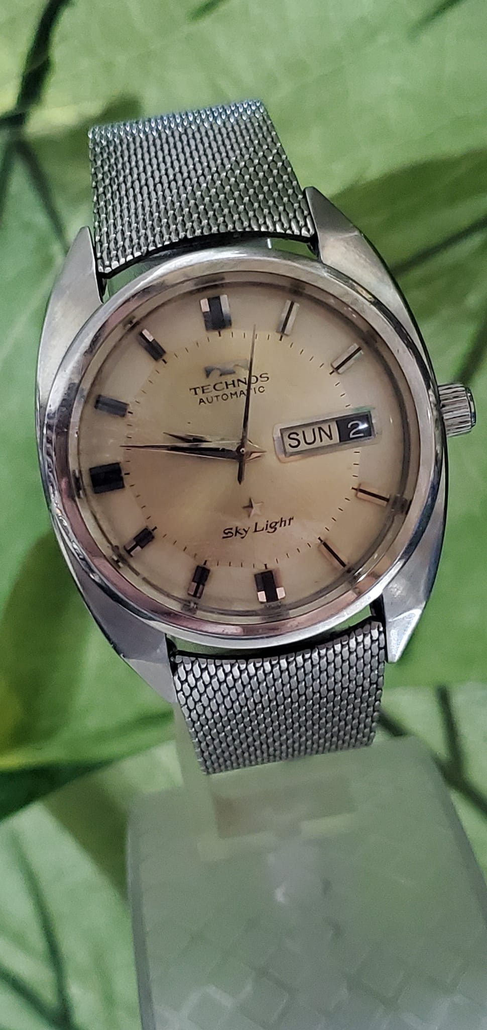 Vintage Technos Sky Light Switzerland ðŸ‡¨ðŸ‡­ made Automatic 25 jewels watch for Men's
